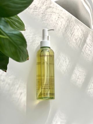 스킨큐어 산다화 순한 클렌징 동백 오일 200ml — 5점을 준 리뷰어가 2023년 3월 올린 사용 사진