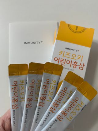 [이뮤니티플러스]우리아이 면역오키, 건강오키 _ 키즈오키 어린이홍삼 10포 1box — 3.5점을 준 리뷰어가 2022년 1월 올린 사용 사진