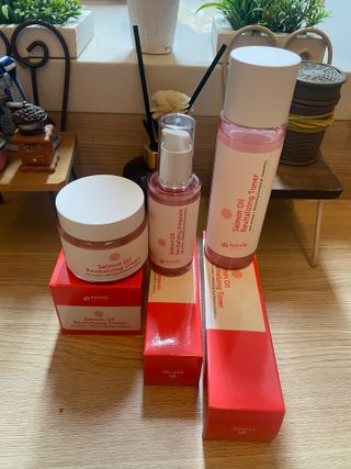 아이앤립 / EYENLIP 아이앤립 연어오일 리바이탈라이징 토너+앰플+크림 3종 세트 — 4점을 준 리뷰어가 2021년 6월 올린 사용 사진