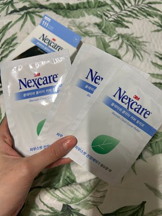 3M 넥스케어 블레미쉬 여드름패치 릴리프 111매(짜기 전 케어) +알코올스왑 증정 — 5점을 준 리뷰어가 2024년 6월 올린 사용 사진