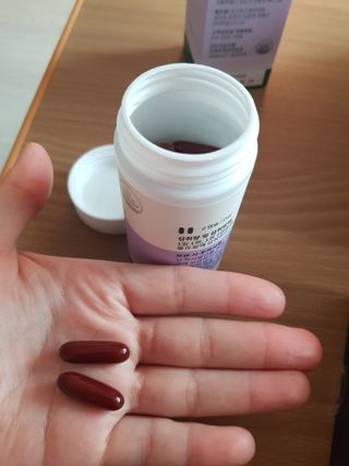 라엘 밸런스 3종 (질 건강 리스펙타 프로바이오틱스, 월경케어 보라지유, 요로건강 크랜베리) 랜덤 증정 1개 — 5점을 준 리뷰어가 2022년 12월 올린 사용 사진
