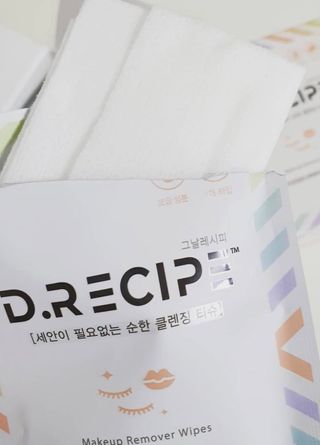 디레시피 세안이 필요없는 순한 클렌징 티슈 — 3.5점을 준 리뷰어가 2021년 1월 올린 사용 사진