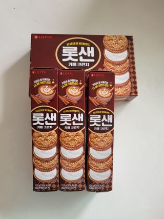 롯데제과 롯샌 카페크런치 — 4.5점을 준 리뷰어가 2021년 10월 올린 사용 사진