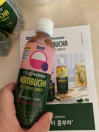 더그레잇티 콤부차 300ml *12개입 (오리지널 6개+베리리치 6개) — 5점을 준 리뷰어가 2022년 7월 올린 사용 사진