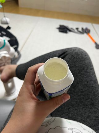 LIVE 매일바이오 알로에 드링킹 요거트 — 3점을 준 리뷰어가 2022년 4월 올린 사용 사진