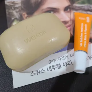 벨레다 카렌듈라 솝& 씨벅쏜 미니 핸드크림 세트 — 5점을 준 리뷰어가 2021년 8월 올린 사용 사진