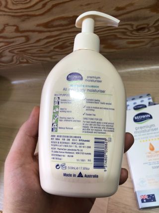H365 Redwin Premium Moisturiser 레드윈 프리미엄 모이스춰라이저 500ml — 5점을 준 리뷰어가 2021년 4월 올린 사용 사진