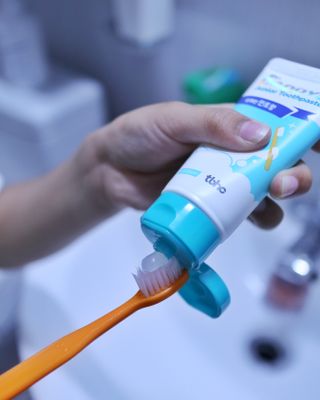 닥터데디스 안심불소 튼튼치약(청포도, 민트 중 택 1) 60g + 여행용 미니 치약 15g — 5점을 준 리뷰어가 2022년 8월 올린 사용 사진
