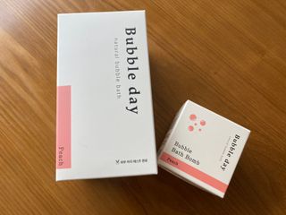 버블데이 아로마/과일 거품 입욕제 — 5점을 준 리뷰어가 2021년 7월 올린 사용 사진