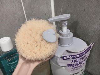 벨먼 내추럴 스파 머드레티놀 바디워시(그린로즈, 미드나잇 피오니) — 5점을 준 리뷰어가 2022년 6월 올린 사용 사진