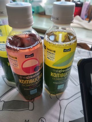 더그레잇티 콤부차 [매일유업] 더그레잇티 44kcal 콤부차 300ml *12개입 (오리지널 6개+베리리치 6개) — 5점을 준 리뷰어가 2023년 7월 올린 사용 사진