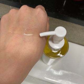 랑벨 내츄럴 딥 클렌징 오일 200ml (저자극 약산성 천연 클렌징) — 5점을 준 리뷰어가 2022년 10월 올린 사용 사진