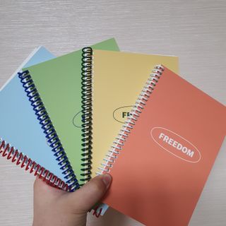 리훈 언제든지 필요한 기본 아이템 아무노트 4권세트+저점도펜[색상랜덤배송] — 5점을 준 리뷰어가 2021년 3월 올린 사용 사진