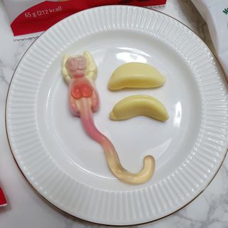 폭신 쫄깃 식감 로맨스, 몽키나나 젤리 8봉지 — 5점을 준 리뷰어가 2021년 3월 올린 사용 사진