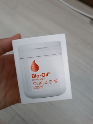 바이오오일 [바이오-오일] 드라이 스킨 젤 100ml — 5점을 준 리뷰어가 2021년 6월 올린 사용 사진