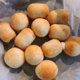 Dog&Ball 독앤볼 [Dog&Ball] 미니찹쌀볼도그 찹쌀치즈볼 — 4점을 준 리뷰어가 2021년 10월 올린 사용 사진