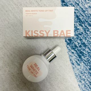 KISSY BAE 키시베이 키시베이 리얼화이트 톤업틴트 — 2.5점을 준 리뷰어가 2021년 9월 올린 사용 사진
