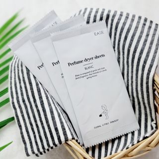 [이즈라이프코스메틱] 퍼퓸 드라이어 시트 히노끼향  or 블랑향 2중 택1 30매 — 5점을 준 리뷰어가 2021년 5월 올린 사용 사진