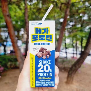 바디랩 프로틴음료 단백질쉐이크 메가프로틴 — 5점을 준 리뷰어가 2022년 4월 올린 사용 사진