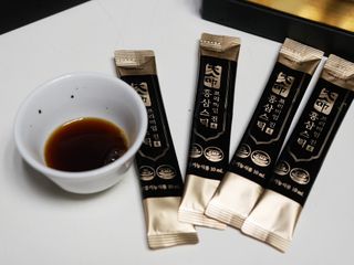 헬스업_천명진프리미엄홍삼스틱_10ml x 30포 — 5점을 준 리뷰어가 2021년 1월 올린 사용 사진