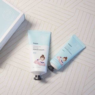 파시 FASCY 高保湿ハンドクリーム40ml+80ml セット — 5점을 준 리뷰어가 2021년 8월 올린 사용 사진