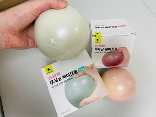 트라택 쿠셔닝 웨이트볼 0.5kg + 1kg SET — 4.5점을 준 리뷰어가 2022년 6월 올린 사용 사진