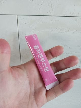 늘20s 콜라겐 부스팅_COLLAGEN BOOSTING — 4.5점을 준 리뷰어가 2023년 2월 올린 사용 사진