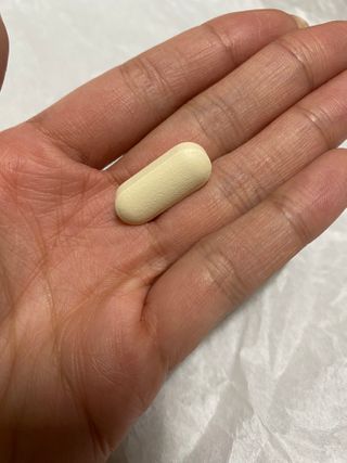 Swisse 스위스 고함량 비타민 C 1000mg — 4.5점을 준 리뷰어가 2021년 3월 올린 사용 사진