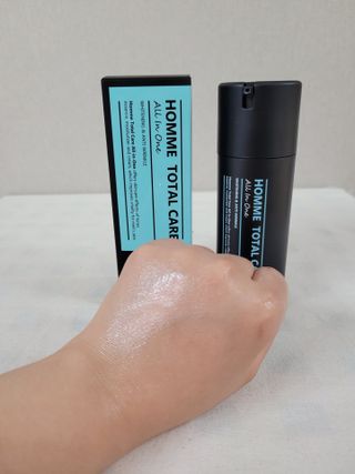 Dr.느루벗 느루벗 옴므 토탈 케어 올인원 118ml 남자 남성 스킨 로션 에센스 크림 화장품 — 5점을 준 리뷰어가 2021년 4월 올린 사용 사진