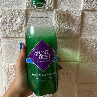 몽베스트 Montbest with Sparkling water Plain 20병 — 5점을 준 리뷰어가 2022년 7월 올린 사용 사진