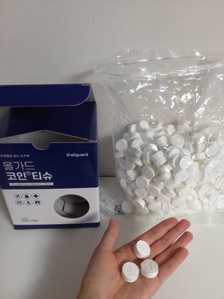 [올가드] 무방부제 대용량 코인티슈 500개입 + 휴대용케이스 1개 — 5점을 준 리뷰어가 2022년 11월 올린 사용 사진