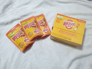 광동생활건강 [광동] 비타500데일리스틱 70포+쇼핑백+구미3개 — 5점을 준 리뷰어가 2022년 1월 올린 사용 사진
