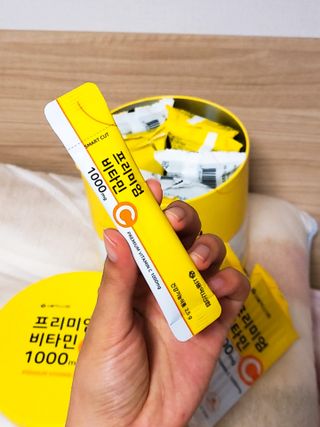 서울약사신협 프리미엄비타민C1000_2.5G x 100포 — 4.5점을 준 리뷰어가 2021년 5월 올린 사용 사진