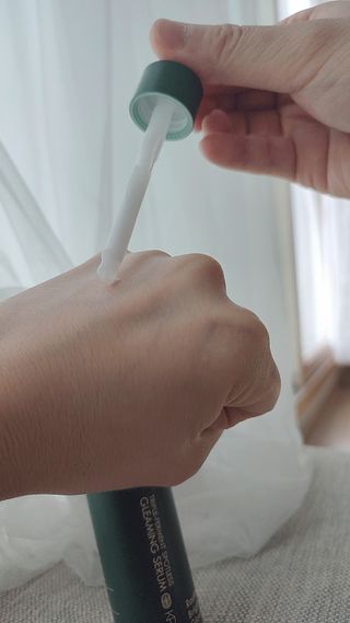 크라스나 밸런스 토너/글리밍 세럼 2종 세트 — 5점을 준 리뷰어가 2022년 6월 올린 사용 사진