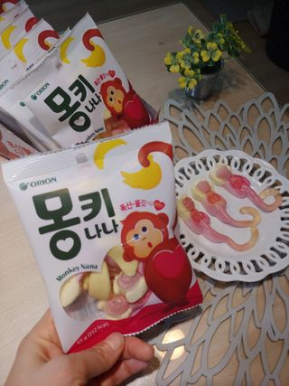 폭신 쫄깃 식감 로맨스, 몽키나나 젤리 8봉지 — 5점을 준 리뷰어가 2021년 2월 올린 사용 사진