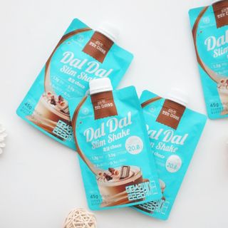 달달슬림쉐이크 [블로그]달달슬림 맛있는 단백질 쉐이크 파우치 다이어트 식사대용 프로틴 파우더 보충제 — 5점을 준 리뷰어가 2025년 10월 올린 사용 사진