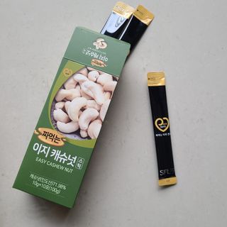 짜먹는 이지견과 짜먹는 이지아몬드, 짜먹는 이지허니피넛, 짜먹는 이지캐슈넛 각 10g X  10포 — 5점을 준 리뷰어가 2021년 2월 올린 사용 사진