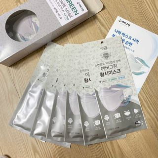 에버그린 순면 끈조절 KF80 마스크 - 화이트/블랙 컬러 대형 - 10매 — 5점을 준 리뷰어가 2021년 6월 올린 사용 사진