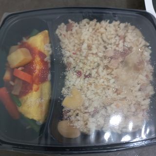 직탁 식단관리 3종 도시락(꼬막 듬뿍 곤드레비빔밥, 알리오올리오 불고기오믈렛, 매콤쭈꾸미 시래기유채밥) — 4.5점을 준 리뷰어가 2022년 6월 올린 사용 사진