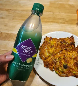 몽베스트 Montbest with Sparkling water Lemon OR Lime 20병(랜덤) — 5점을 준 리뷰어가 2023년 3월 올린 사용 사진