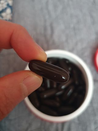 Swisse 스위스 고함량 프로폴리스 2,000mg 210정 — 5점을 준 리뷰어가 2021년 1월 올린 사용 사진