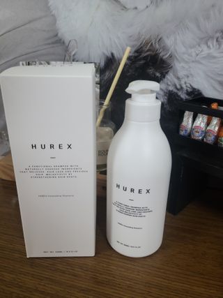 [HUREX] 휴렉스 볼류마이징 탈모완화 기능성 샴푸 본품+휴대용 — 5점을 준 리뷰어가 2021년 8월 올린 사용 사진