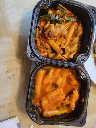 한성기업 무볼레 닭떡볶이+해물떡볶이 2종 세트 — 3점을 준 리뷰어가 2021년 10월 올린 사용 사진