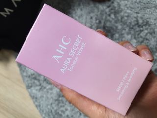 AHC 아우라 시크릿 톤업 벨벳 — 4.5점을 준 리뷰어가 2021년 4월 올린 사용 사진