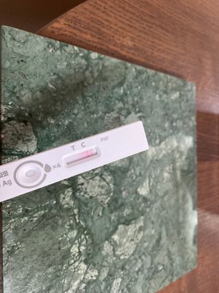 케이퓨리 아나파코 코로나 타액 자가 진단키트 1회분 3개 — 5점을 준 리뷰어가 2023년 4월 올린 사용 사진