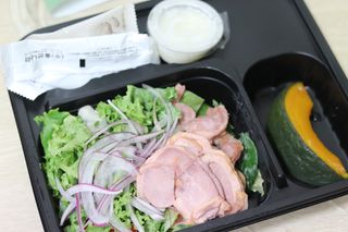 참살이도시락 작심삼일 샐러드도시락 3개 맛보기 새벽배송 또는 택배배송 — 4.5점을 준 리뷰어가 2021년 8월 올린 사용 사진
