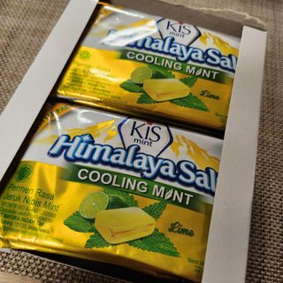 마요라 히말라야 솔트 캔디 2종-페퍼민트 맛, 라임민트 맛 — 4점을 준 리뷰어가 2022년 12월 올린 사용 사진