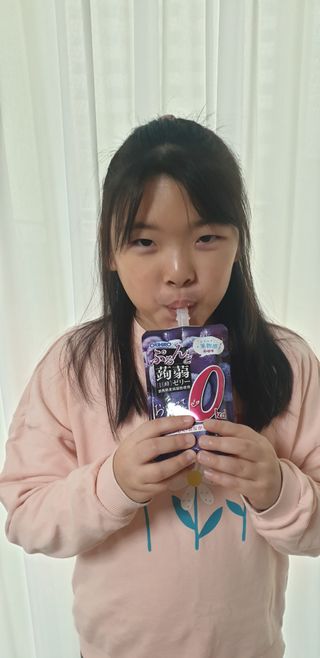 ORIHIRO 오리히로 곤약젤리 제로칼로리 130g 4종 4팩(맛별로 1팩씩) — 5점을 준 리뷰어가 2022년 12월 올린 사용 사진