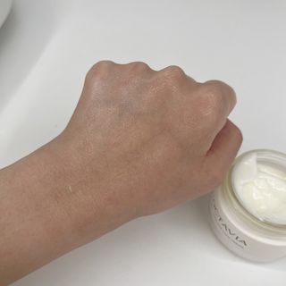 록타비아 Artisan Complete Face Cream — 4점을 준 리뷰어가 2023년 10월 올린 사용 사진