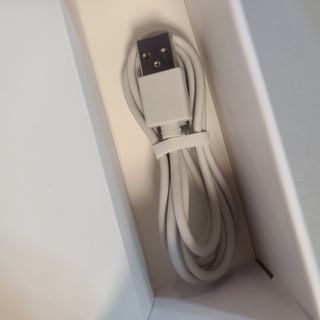 디하우트 랩 디하우트랩 UV 무선 칫솔살균기하루 8회 자동 살균 — 5점을 준 리뷰어가 2021년 11월 올린 사용 사진